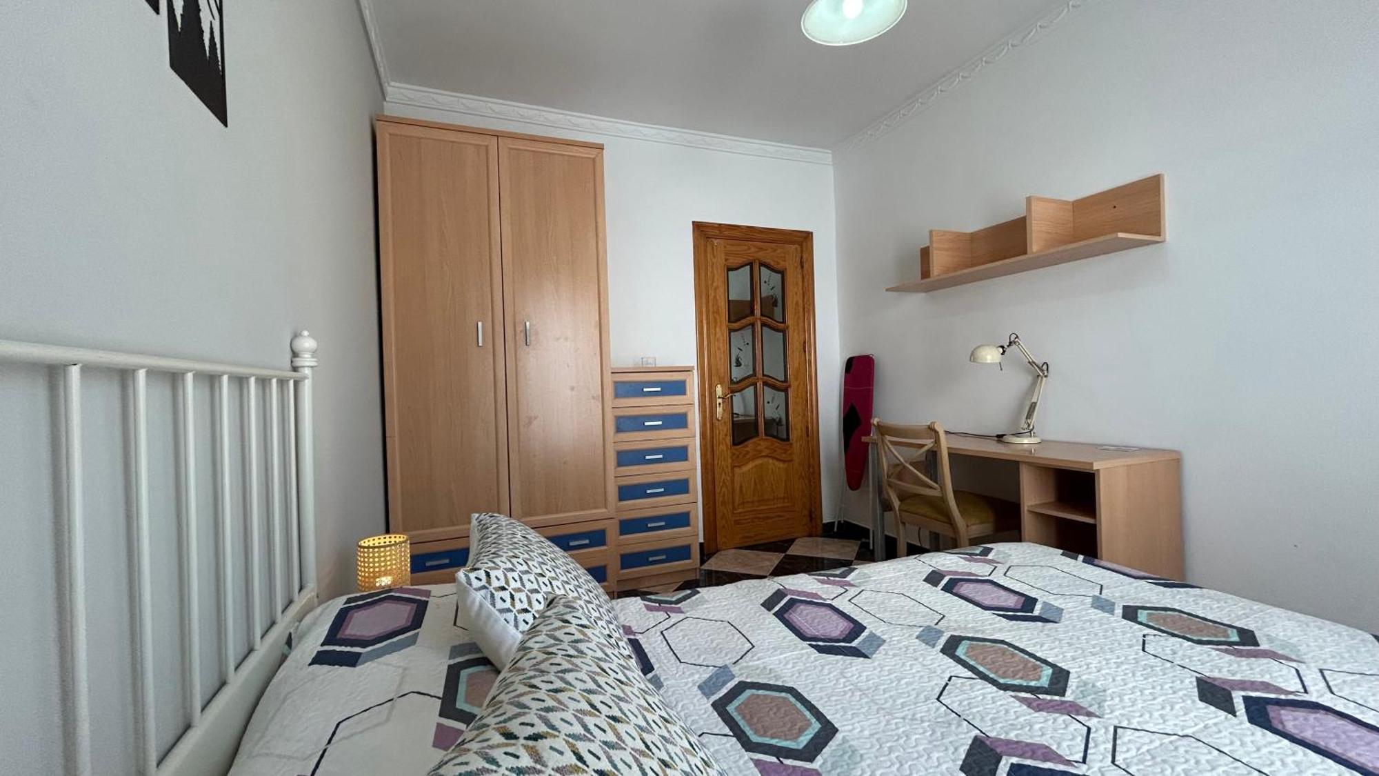 Апартаменти Piso En Malaga Arenas Екстер'єр фото